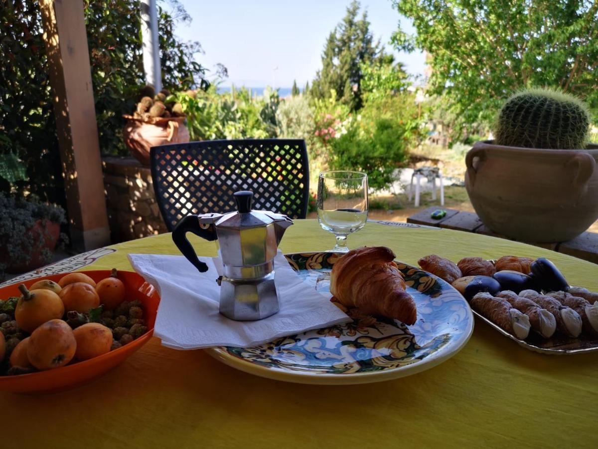 "Giardino Fiorito" Villa Gizzeria Kültér fotó