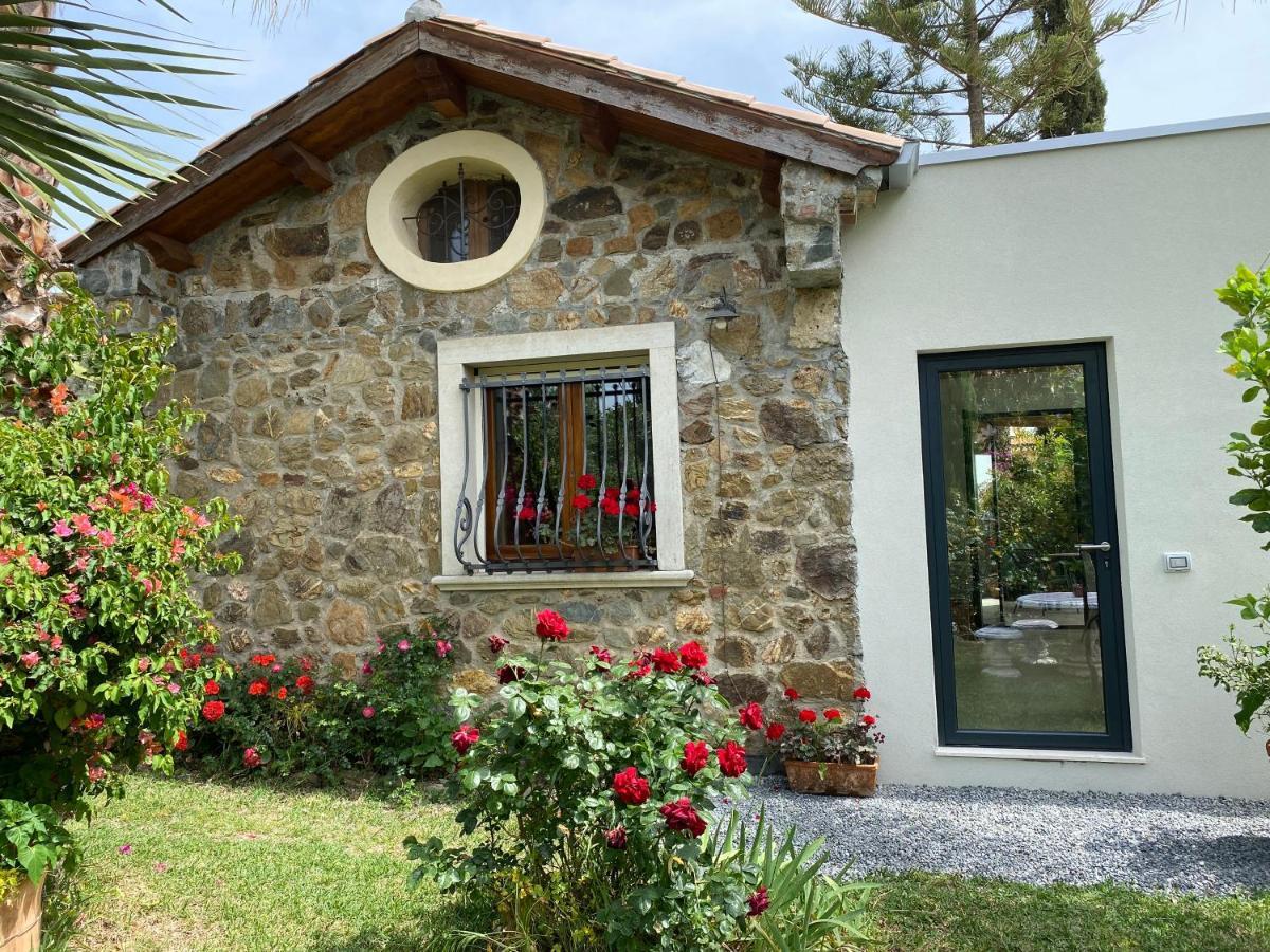 "Giardino Fiorito" Villa Gizzeria Kültér fotó