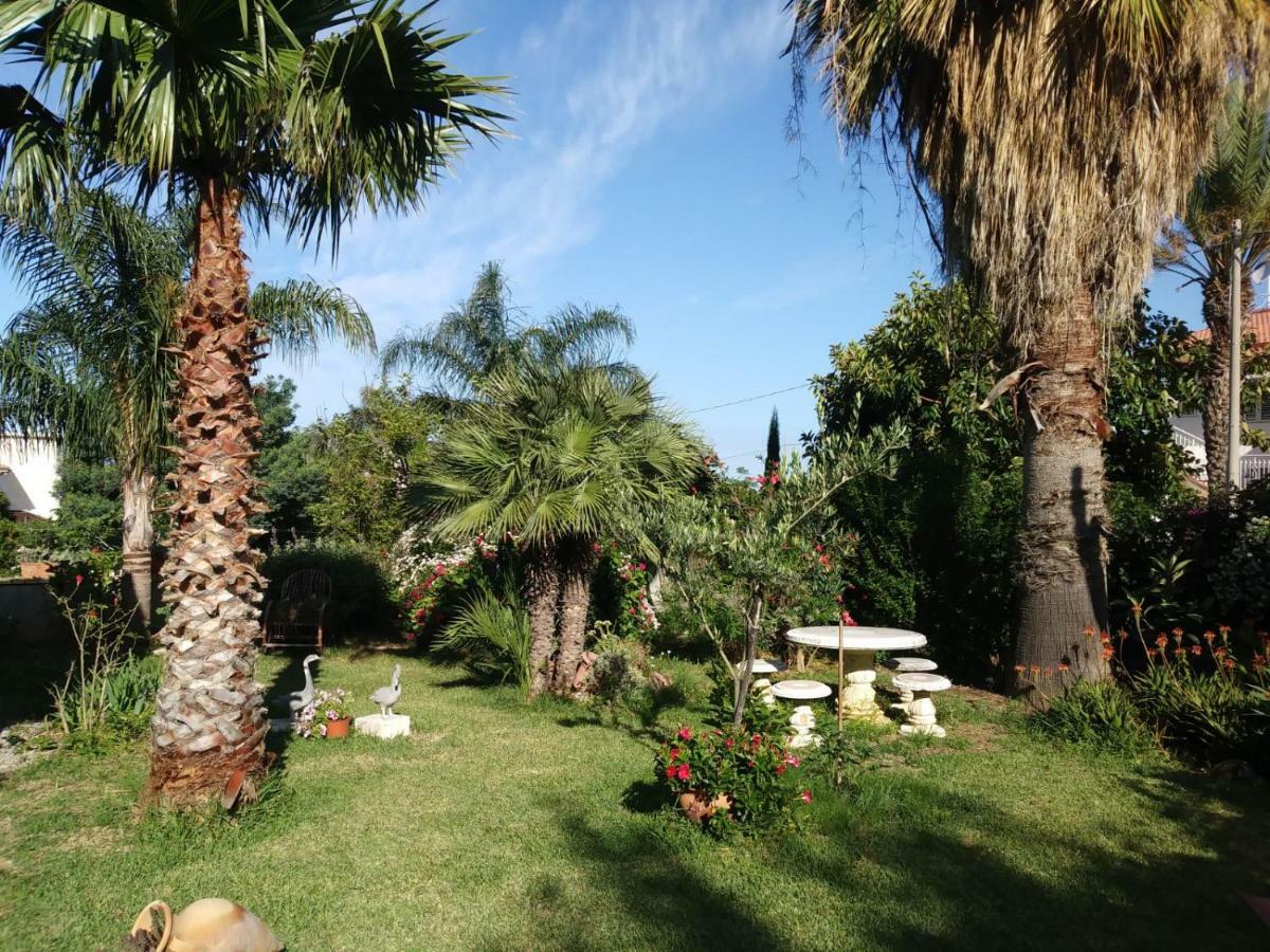 "Giardino Fiorito" Villa Gizzeria Kültér fotó